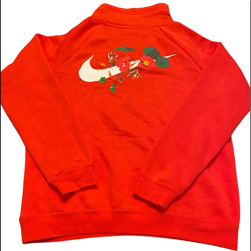 Women’s V-Neck Nike Sweatshirt Size:M Color:Orange NWT